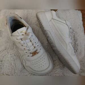 Barebarics Sneakers White/ White Women Sz 5 Kids Sz 3/3.5 Barefoot